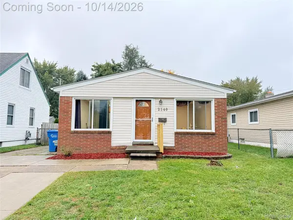 2340 Stephens RD, Warren, MI 48091