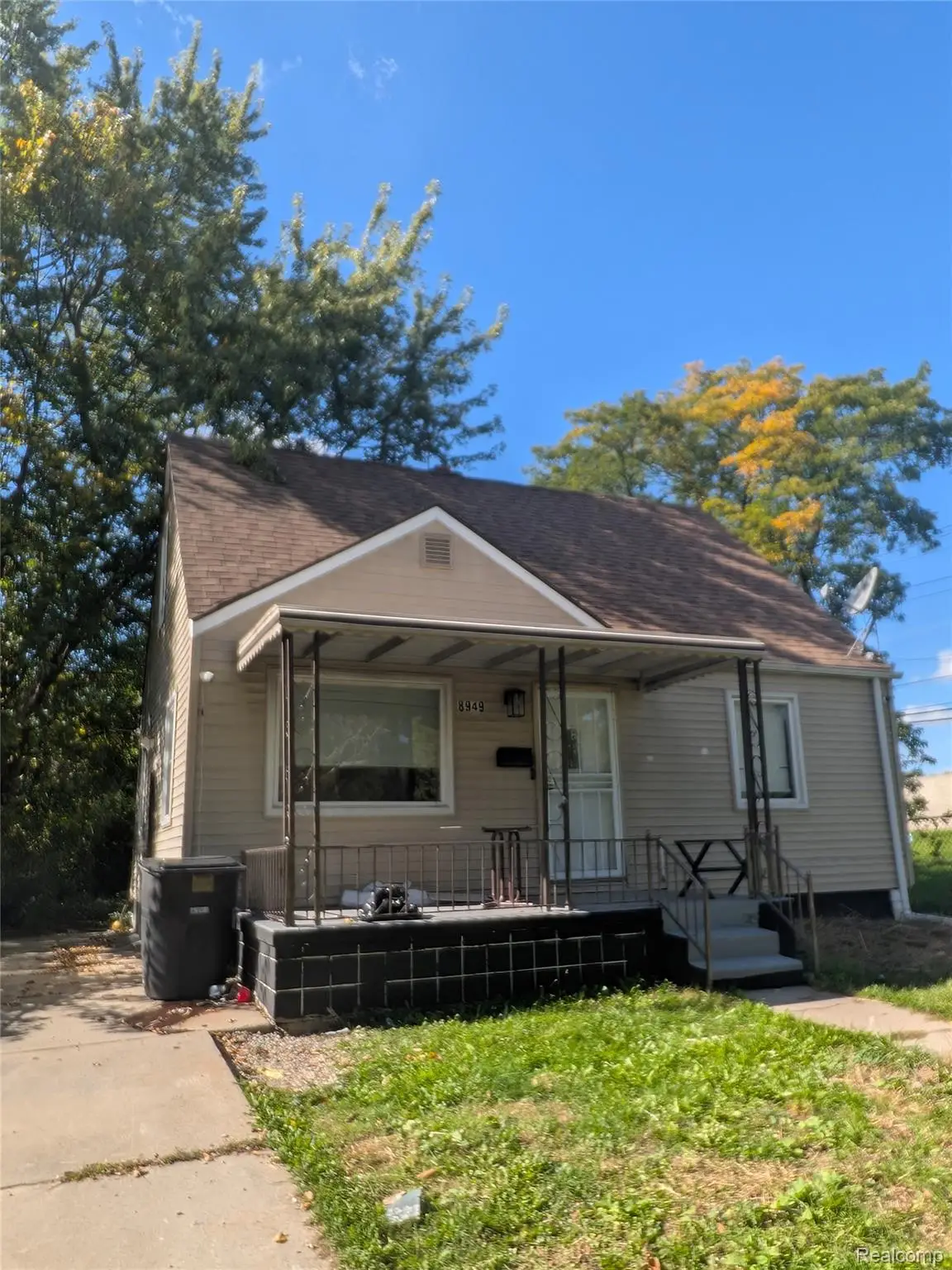 8949 Marlowe ST, Detroit, MI 48228 - #1