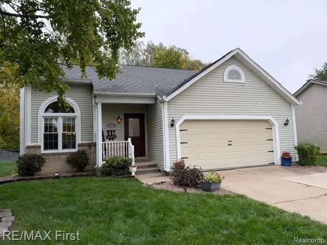 1645 Sarah LN, Westland, MI 48186 - #1