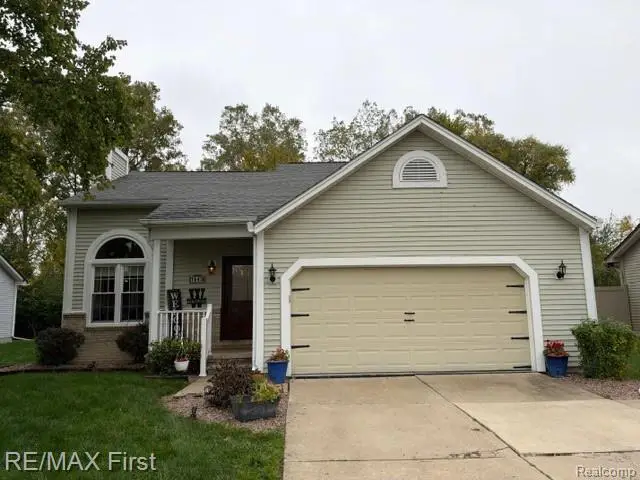 1645 Sarah LN, Westland, MI 48186 - #2