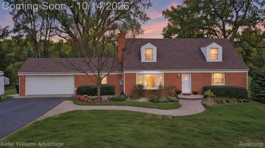 19450 Beck RD, Northville, MI 48167 - #2