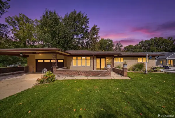 16237 Millar RD, ClintonTwp, MI 48036