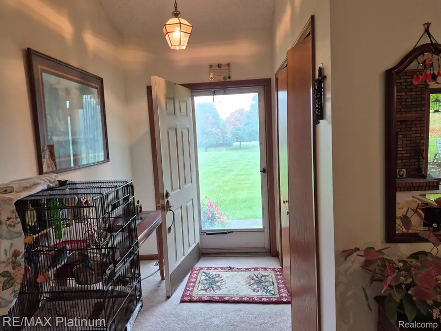 12945 Autumn Ridge CT, Milford, MI 48380 - #2