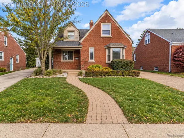 15601 Camden AVE, Eastpointe, MI 48021
