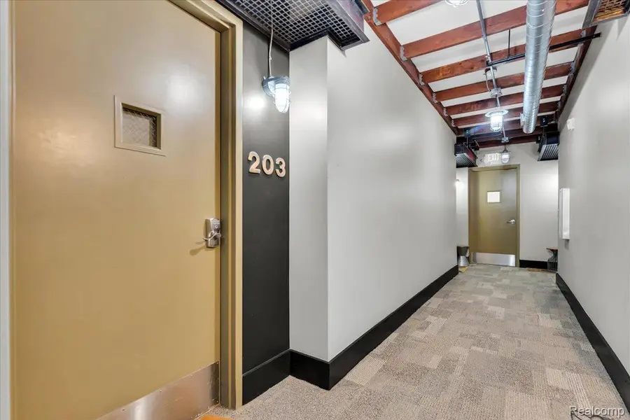 614 S Troy ST  # 203, Royal Oak, MI 48067 - #2