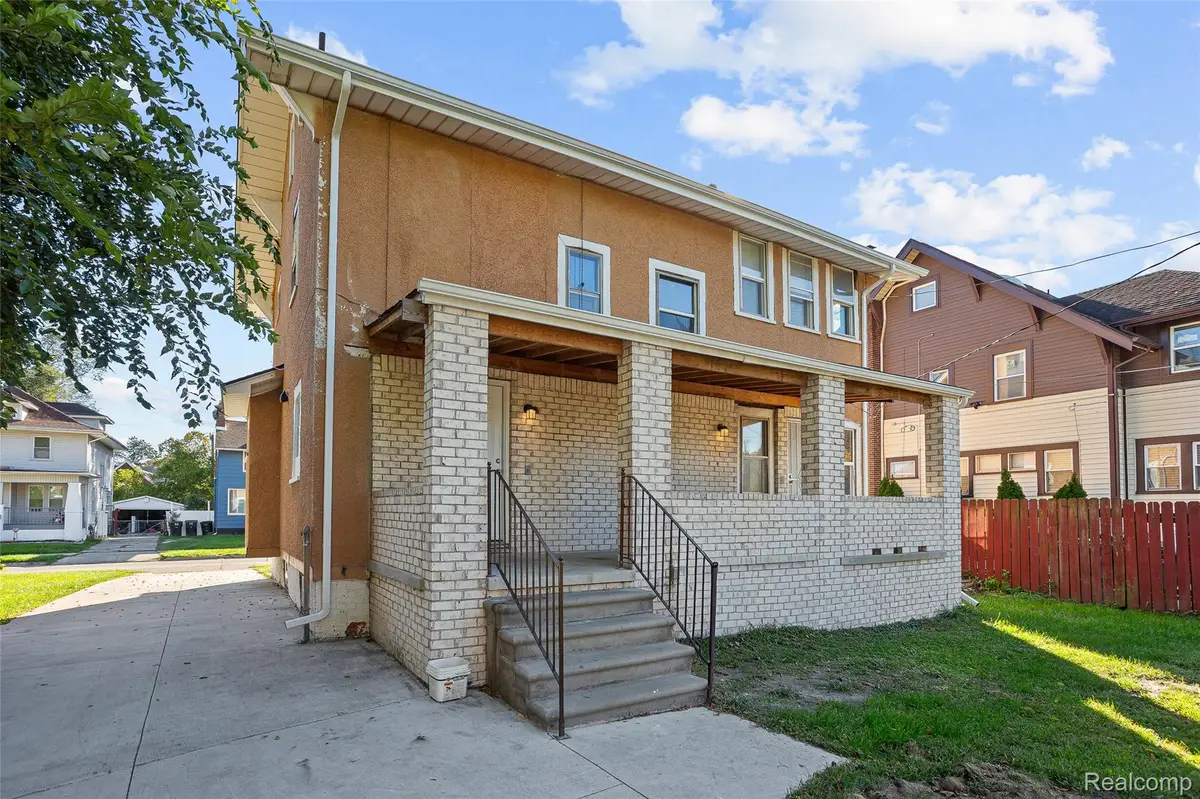 16725 Blackstone ST, Detroit, MI 48219 - #1