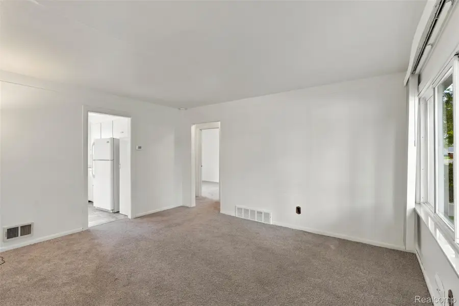 3840 Winifred ST, Wayne, MI 48184 - #3