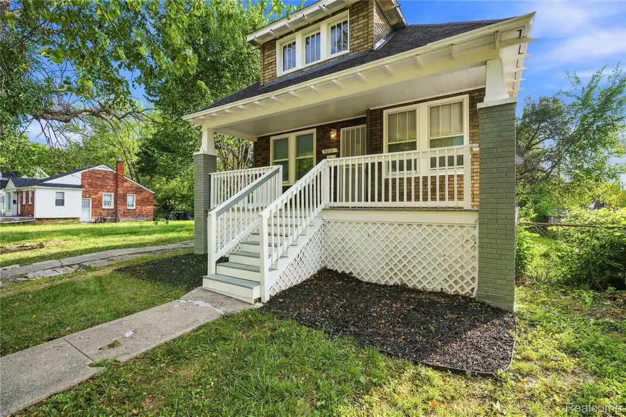 6015 Woodhall ST, Detroit, MI 48224 - #2