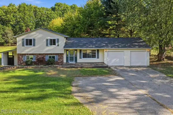 16365 Whitaker RD, Linden, MI 48451