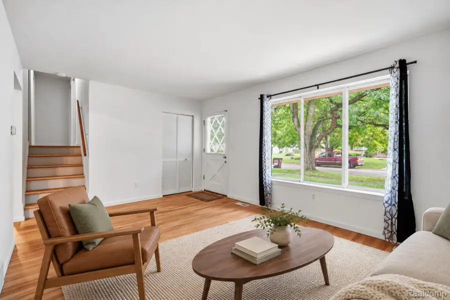 1757 Dover CT, Ypsilanti, MI 48198 - #3