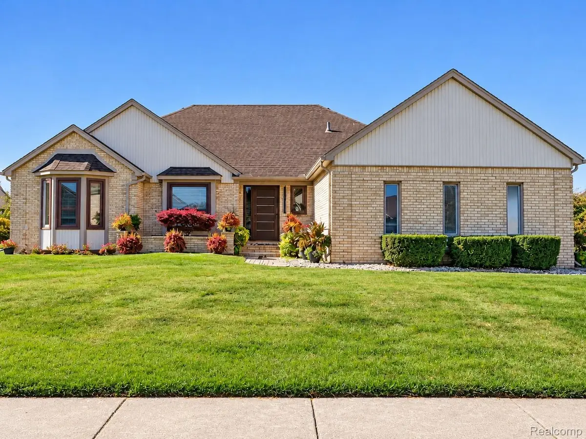 41419 Cilantro DR, Sterling Heights, MI 48314 - #1