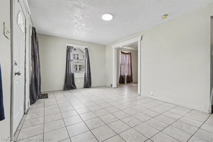 2528 Woodmere ST, Detroit, MI 48209 - #2