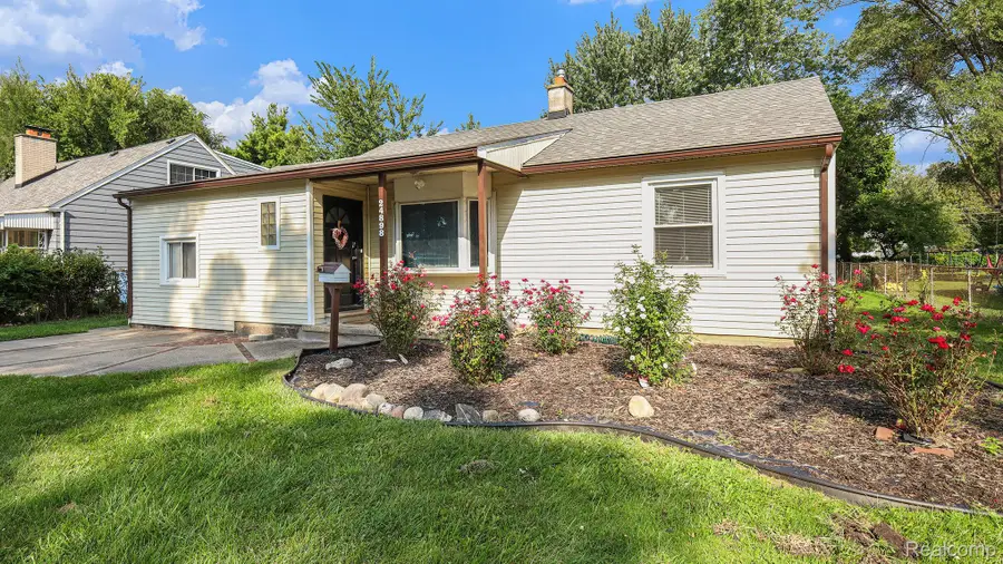 24898 Campbell AVE, Warren, MI 48089 - #3