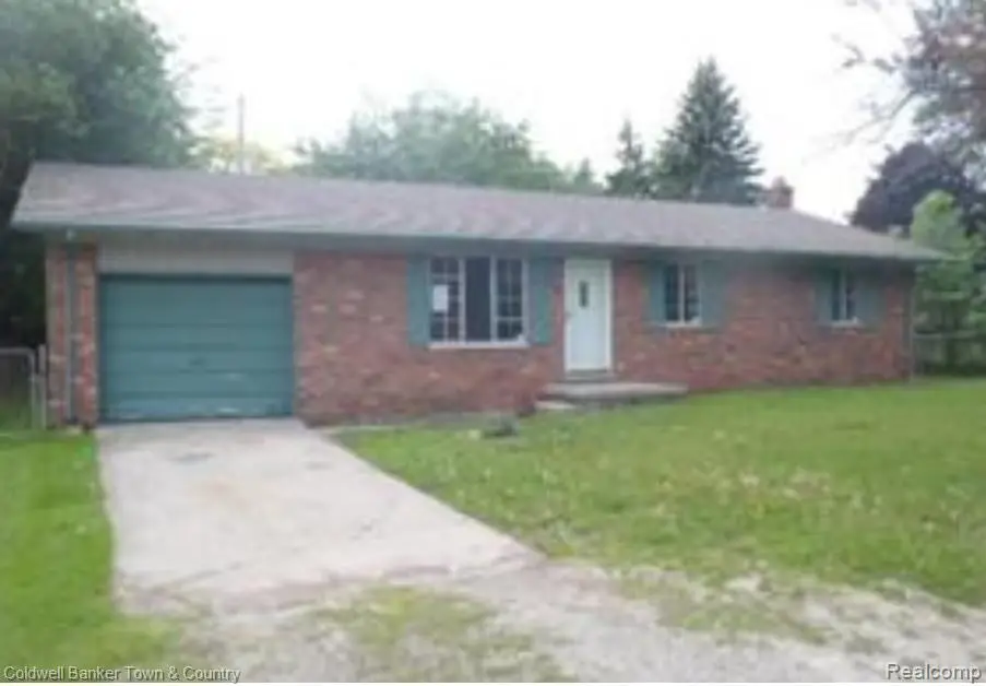 13639 Grandview DR, Rockwood, MI 48173 - #1