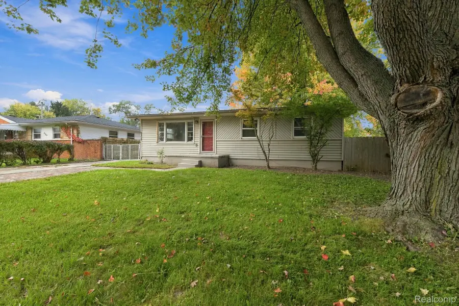 9350 Biddle ST, Romulus, MI 48174 - #3