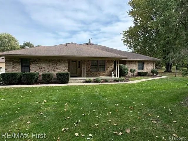 33520 Meldrum ST, Chesterfield, MI 48047 - #1