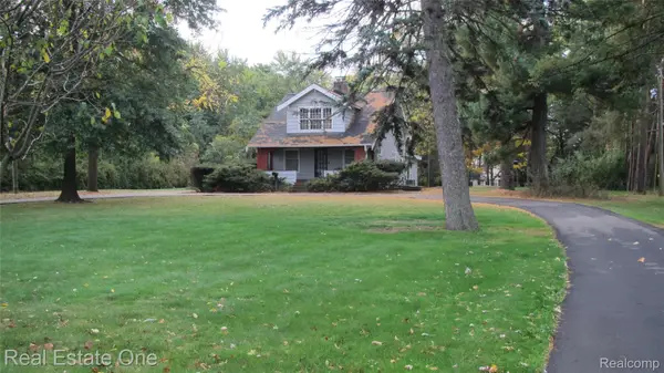 4935 Green RD, WestBloomfield, MI 48323