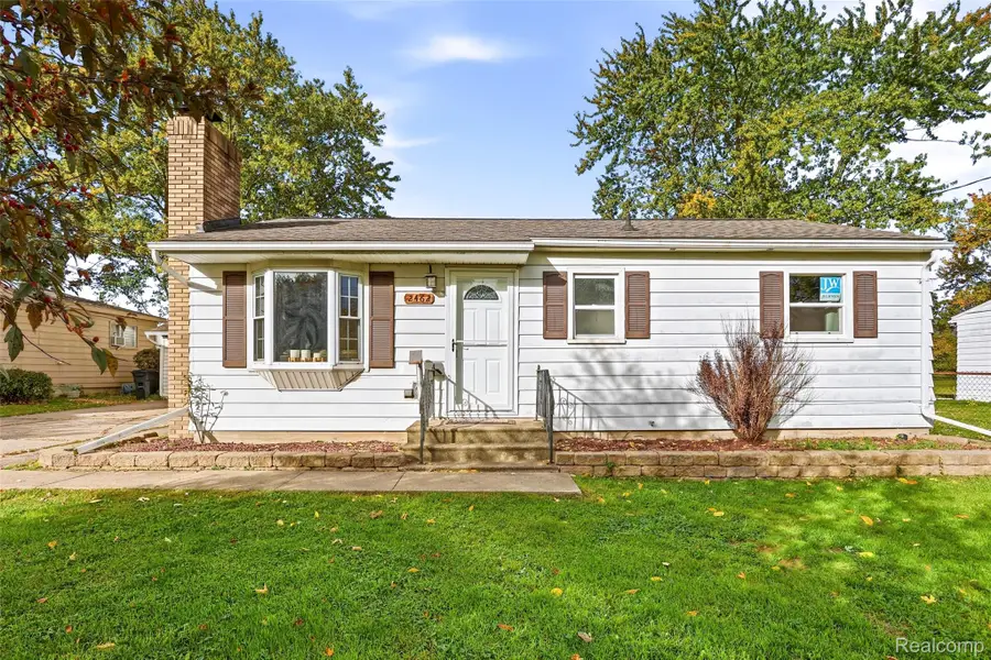 2462 Utley RD, Flint, MI 48532 - #2