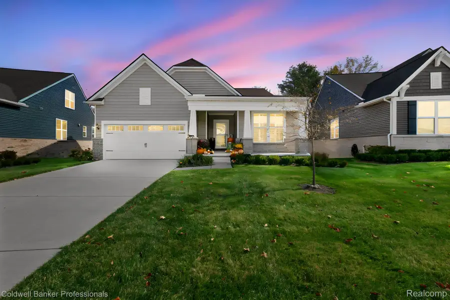 30074 Turtle Creek CIR, New Hudson, MI 48165 - #2