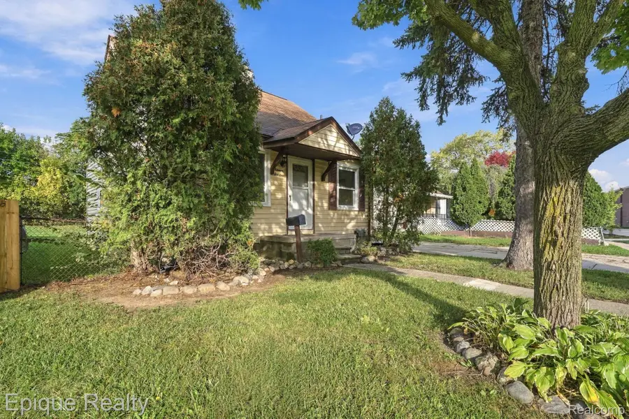 1114 S Stephenson HWY, Royal Oak, MI 48067 - #2