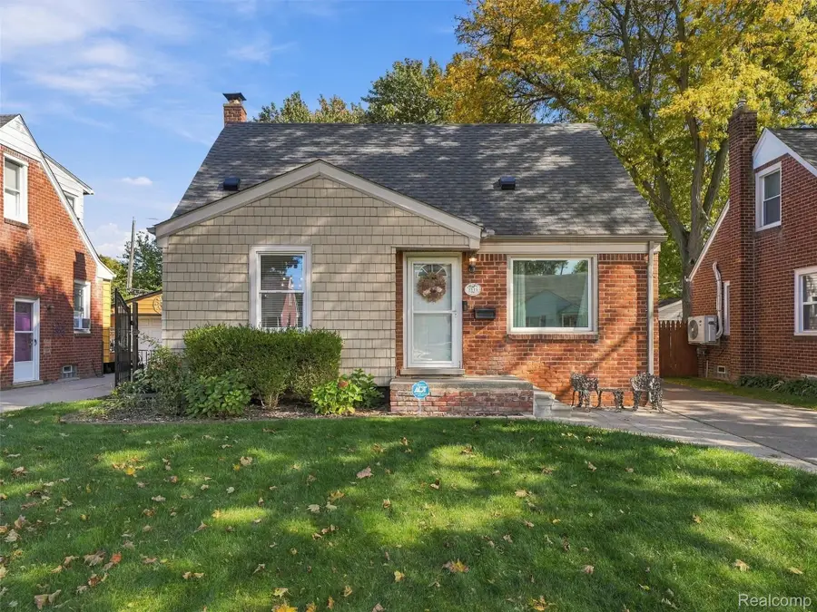 3118 N Blair AVE, Royal Oak, MI 48073 - #2