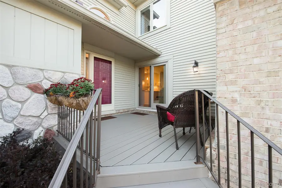 327 Saint Lawrence BLVD, Northville, MI 48168 - #3