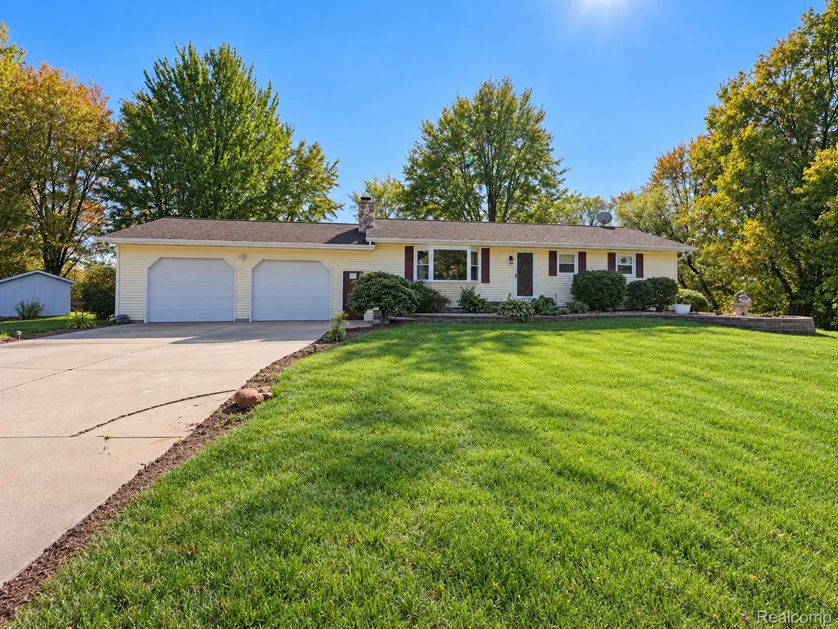 7737 Ormes RD, Vassar, MI 48768 - #1
