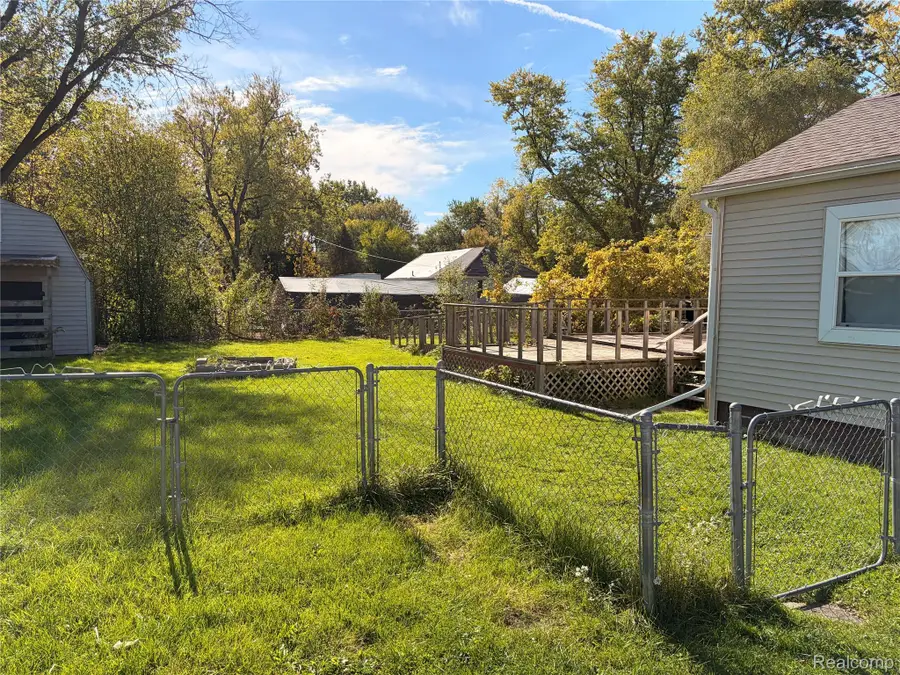 1082 Temple AVE, Beecher, MI 48458 - #3