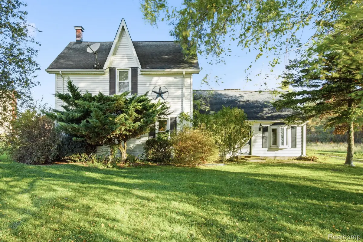 8384 Imlay City RD, Avoca, MI 48006 - #1