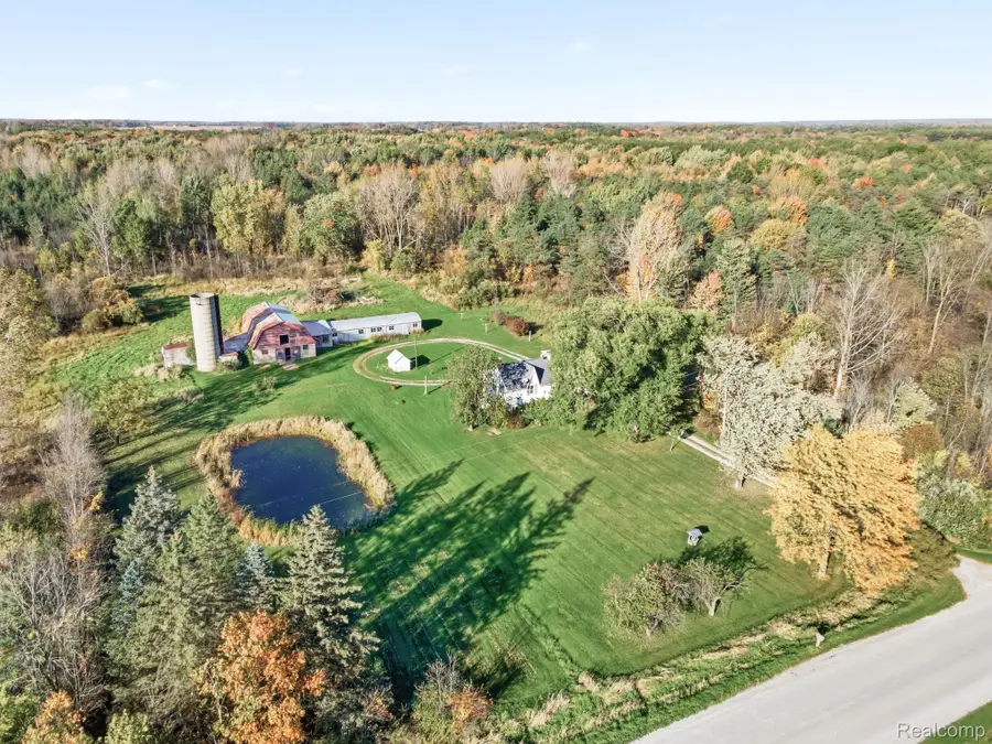 8384 Imlay City RD, Avoca, MI 48006 - #3