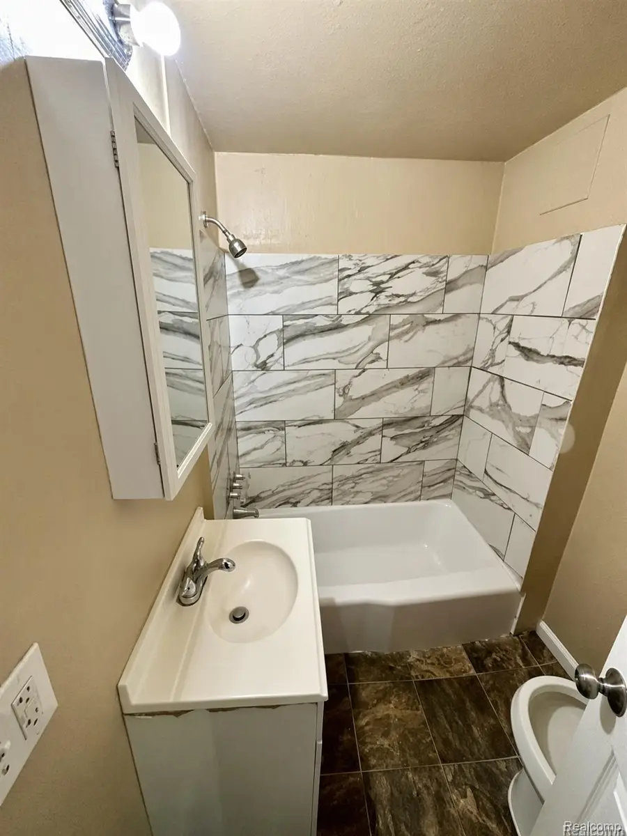 334 Cavalry ST, Detroit, MI 48209 - #3