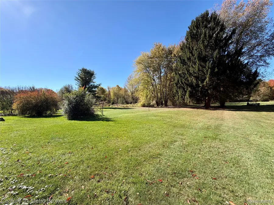 8403 Neff RD, Mount Morris, MI 48458 - #2