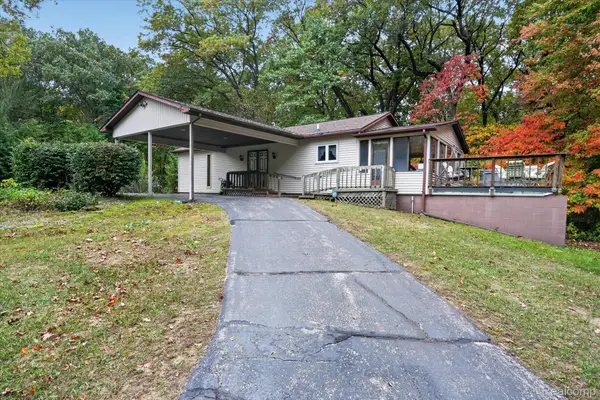 9447 McKinley RD, Montrose, MI 48457