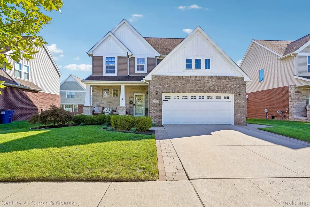 37115 Russell DR, Westland, MI 48185 - #1