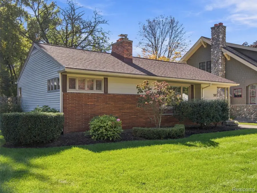 322 Maywood AVE, Rochester, MI 48307 - #3