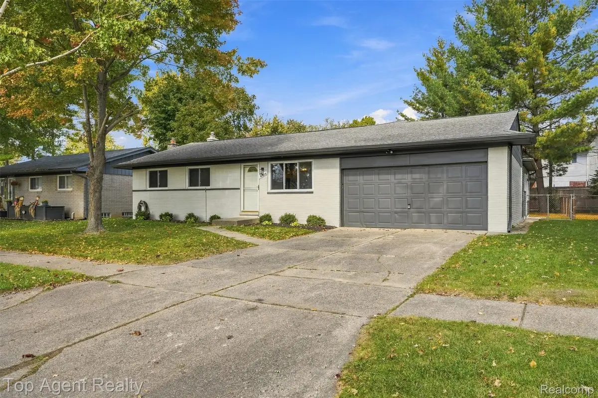 24223 Ramsgate ST, Clinton Township, MI 48035 - #1