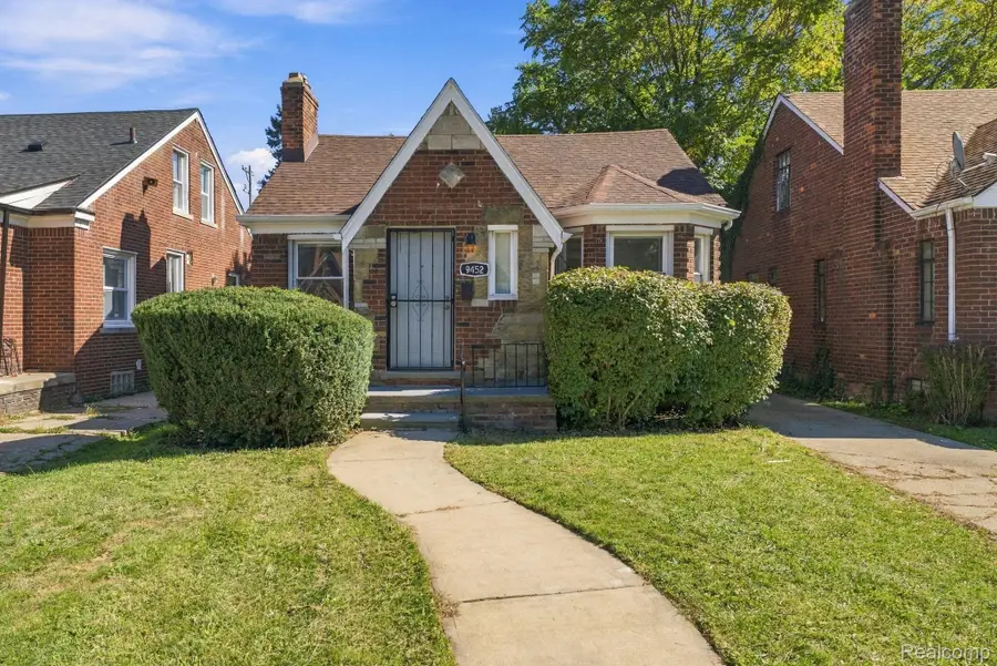 9452 Lakepointe ST, Detroit, MI 48224 - #2