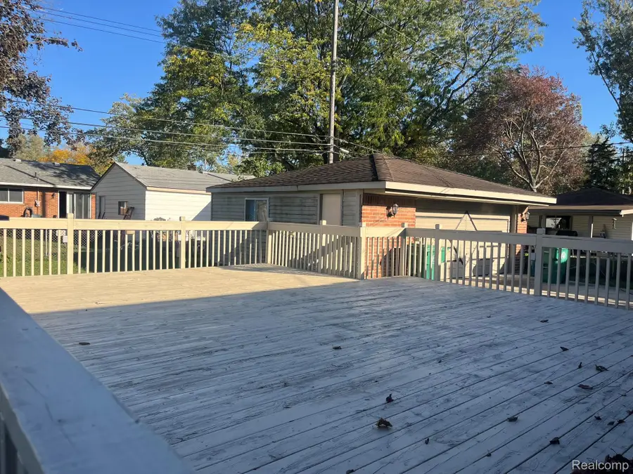 6510 Fairfield ST, Garden City, MI 48135 - #3
