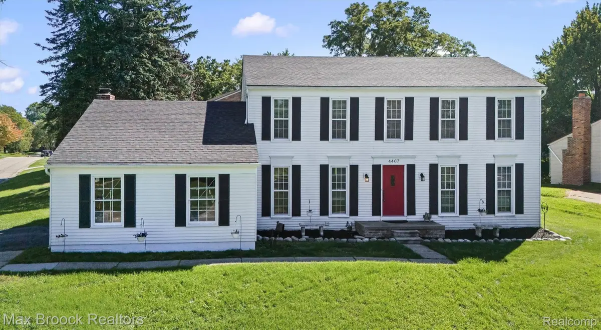 4467 Apple Valley LN, West Bloomfield, MI 48323 - #1
