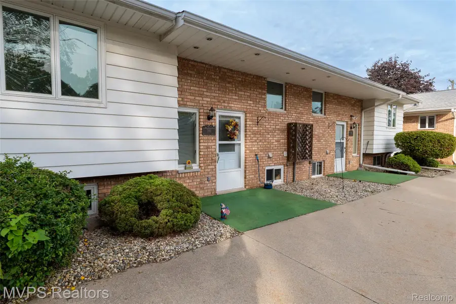180 E 1st Street ST  # 10, Imlay City, MI 48444 - #2