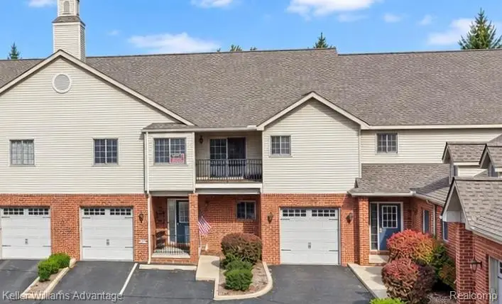 32 Highland AVE, Clawson, MI 48017 - #1