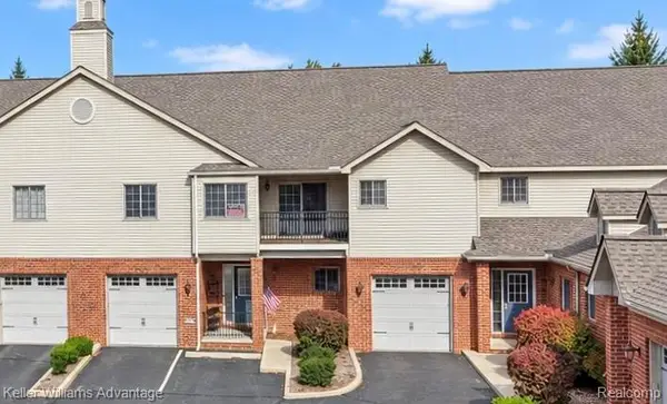 32 Highland AVE, Clawson, MI 48017