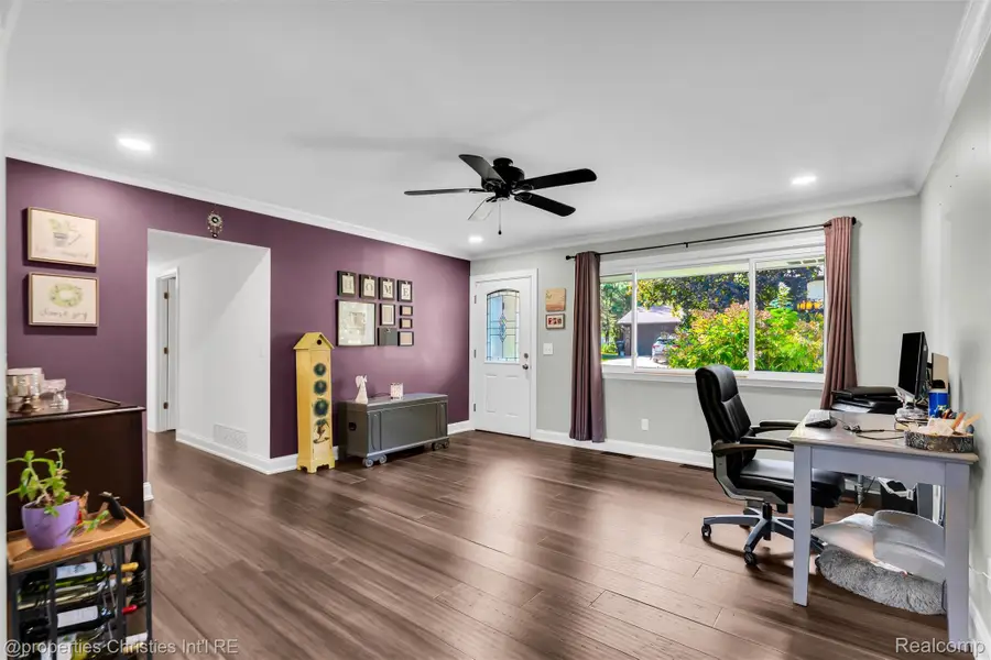 541 May RD, Rochester Hills, MI 48307 - #3