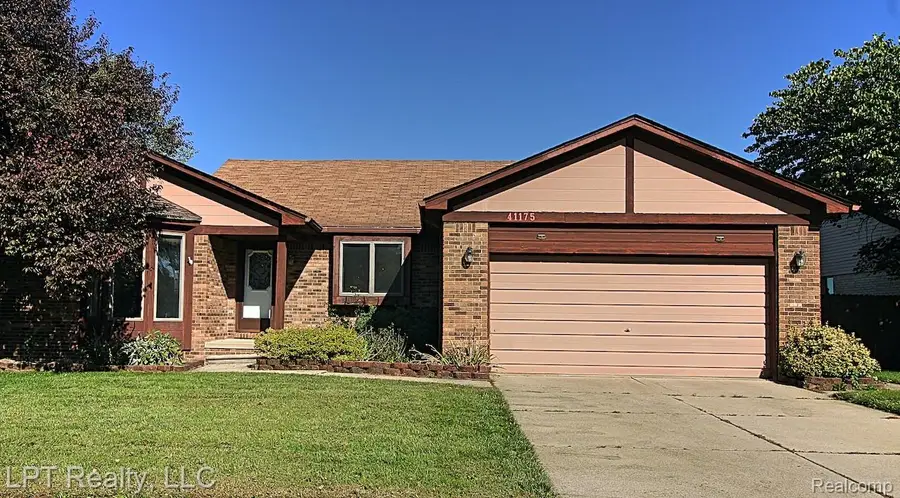 41175 Justin DR, Clinton, MI 48038 - #2