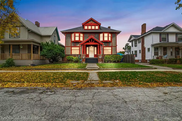 237 Van Buren, BayCity, MI 48708