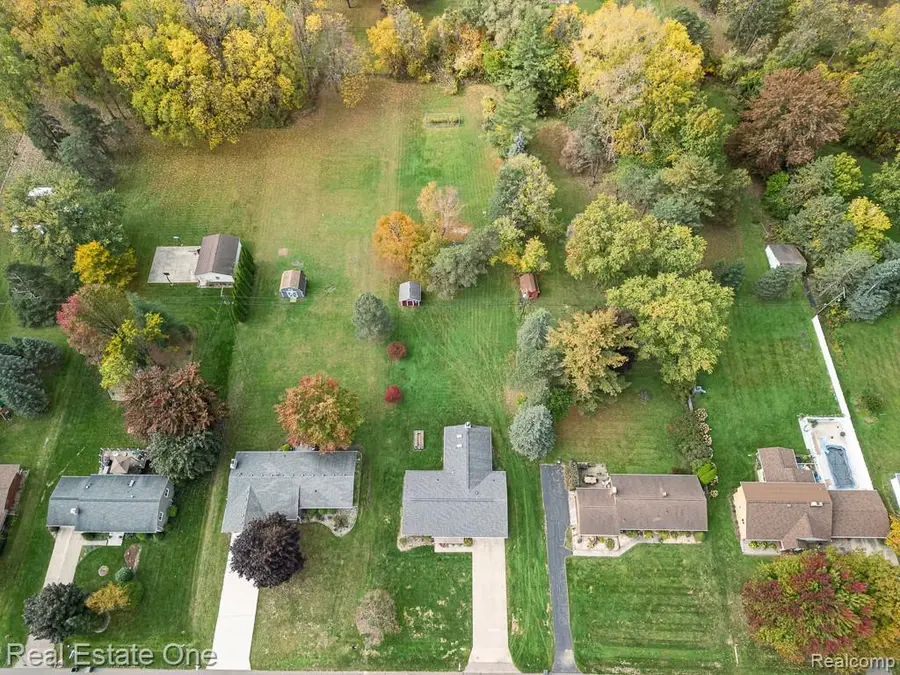 2750 Walbridge RD, Rochester Hills, MI 48307 - #3