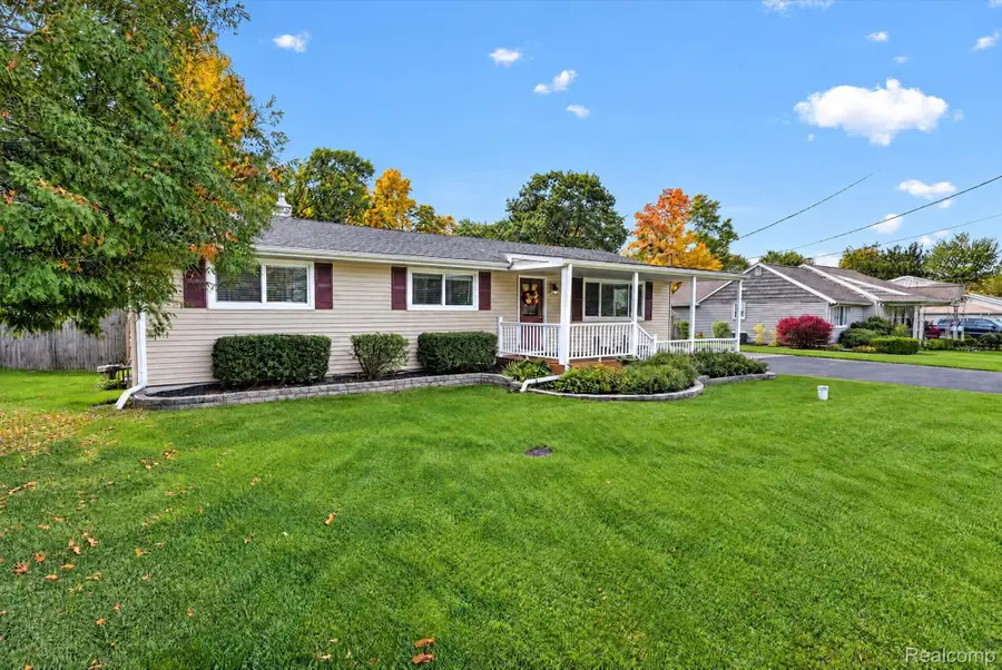 5601 Delmas RD, Clarkston, MI 48348 - #2
