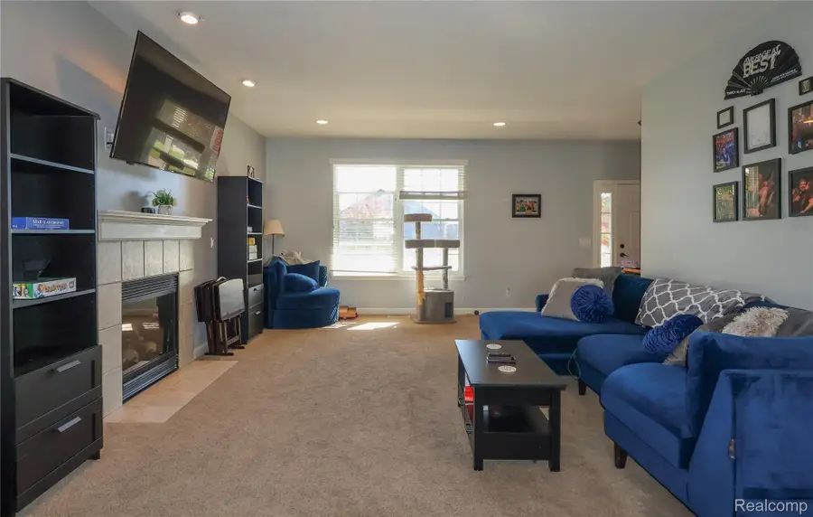 2099 Antrim CT, Davison, MI 48423 - #3