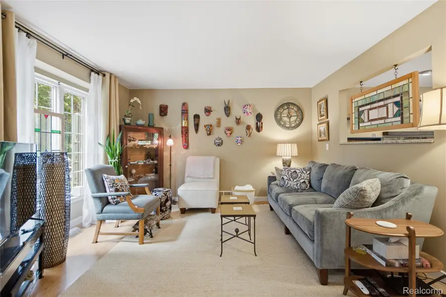 4054 Anchor LN, Brighton, MI 48116 - #3