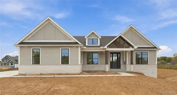 890 Pierce RD, Chelsea, MI 48118